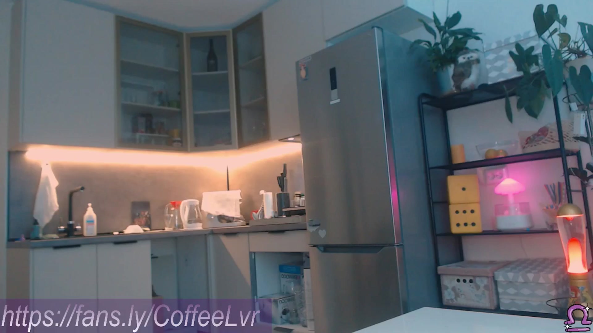 Gallery image thumbnail from NightBrew's myfreecams stream on, 07/31/2025, 18:40 image 14 of 20