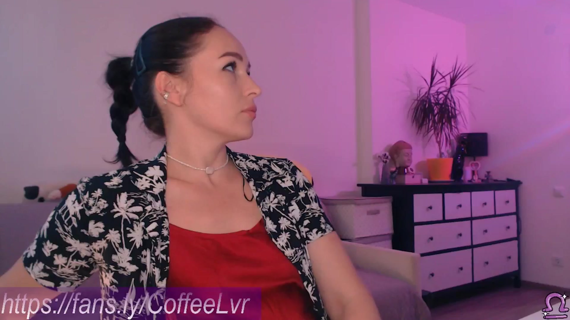 Gallery image thumbnail from NightBrew's myfreecams stream on, 08/09/2025, 20:06 image 1 of 20