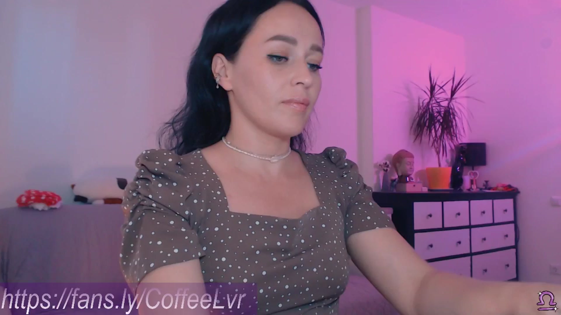 Gallery image thumbnail from NightBrew's myfreecams stream on, 08/12/2025, 17:13 image 3 of 20