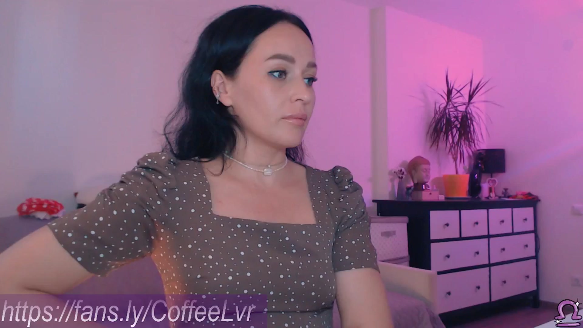 Gallery image thumbnail from NightBrew's myfreecams stream on, 08/12/2025, 17:13 image 16 of 20
