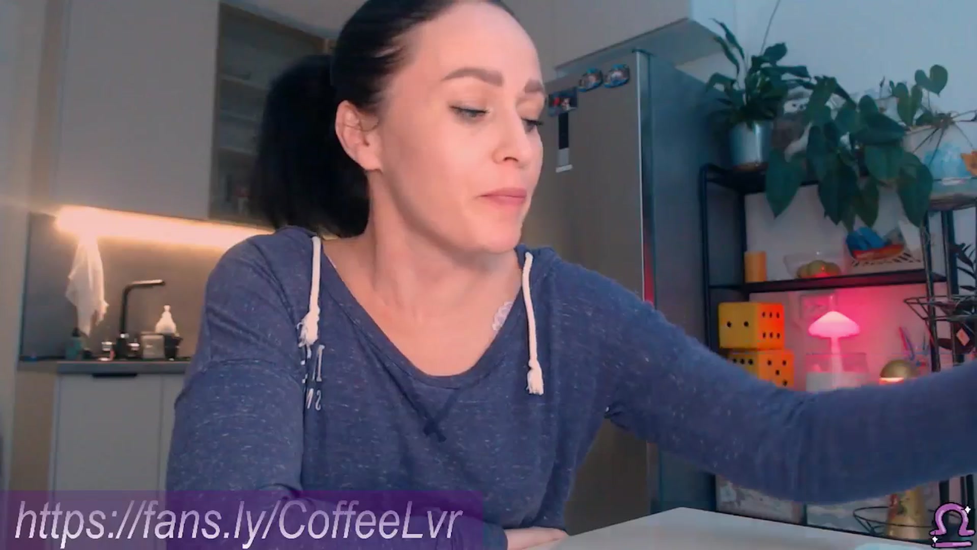 Gallery image thumbnail from NightBrew's myfreecams stream on, 08/23/2025, 21:00 image 19 of 20