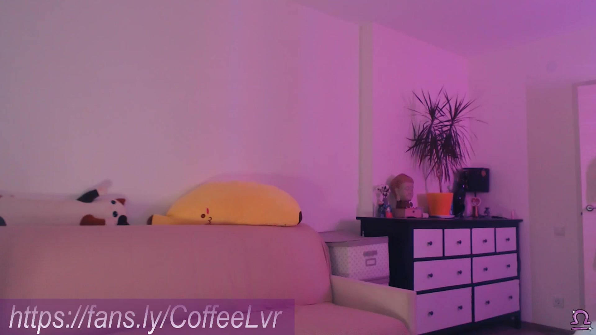 Gallery image thumbnail from NightBrew's myfreecams stream on, 08/30/2025, 20:07 image 7 of 20