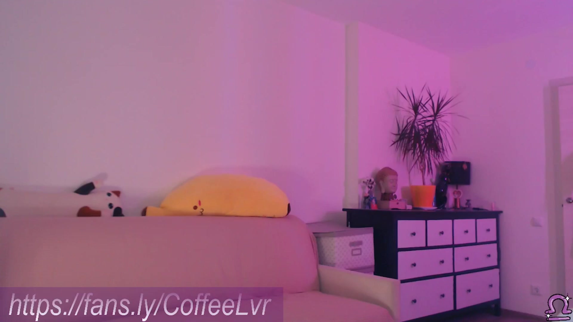 Gallery image thumbnail from NightBrew's myfreecams stream on, 08/30/2025, 20:07 image 5 of 20