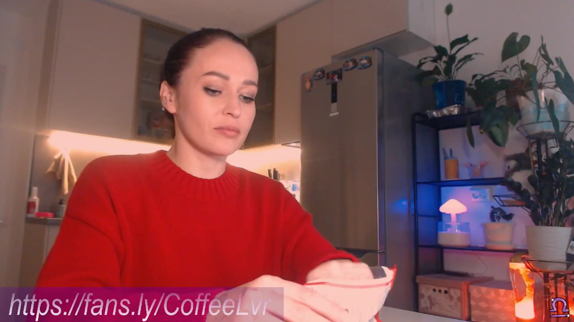 Gallery image thumbnail from NightBrew's myfreecams stream on, 09/22/2025, 16:51 image 11 of 20