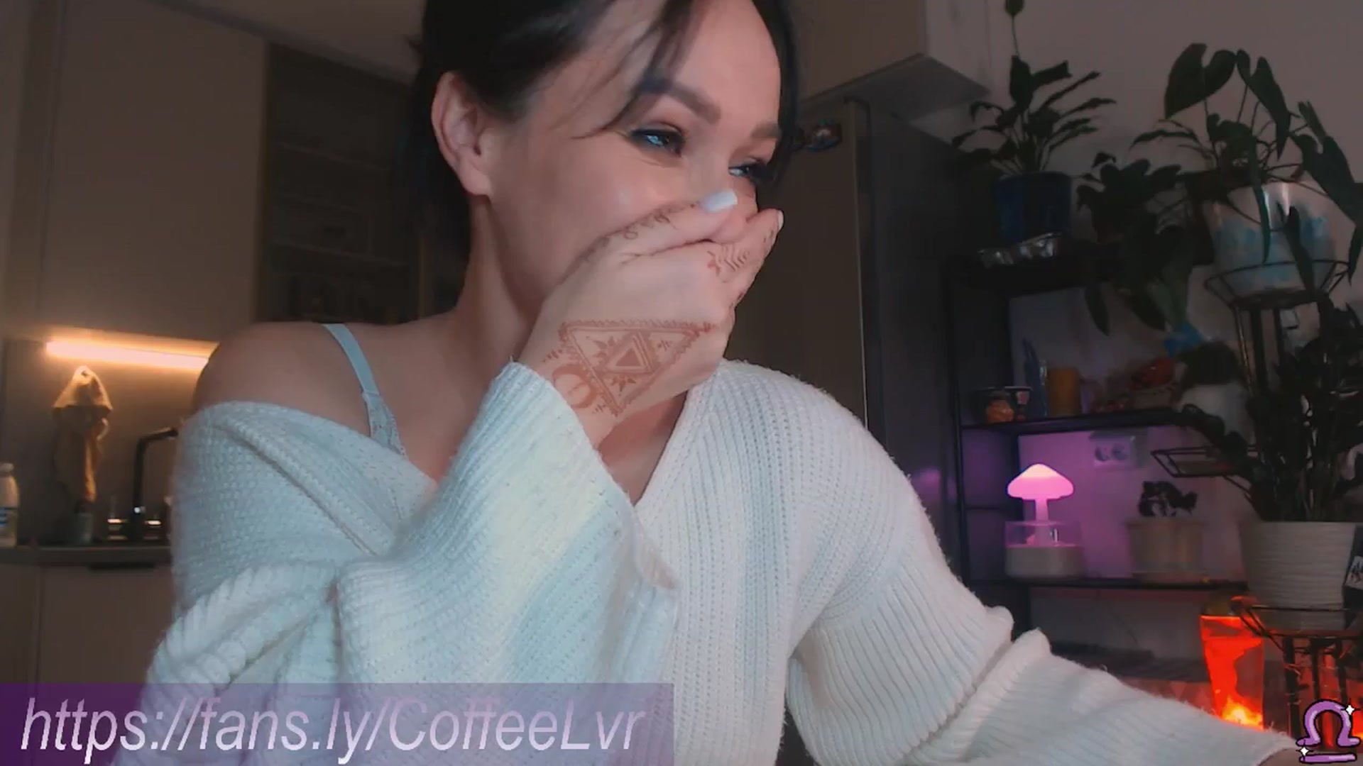 Gallery image thumbnail from NightBrew's myfreecams stream on, 09/26/2025, 17:41 image 11 of 20