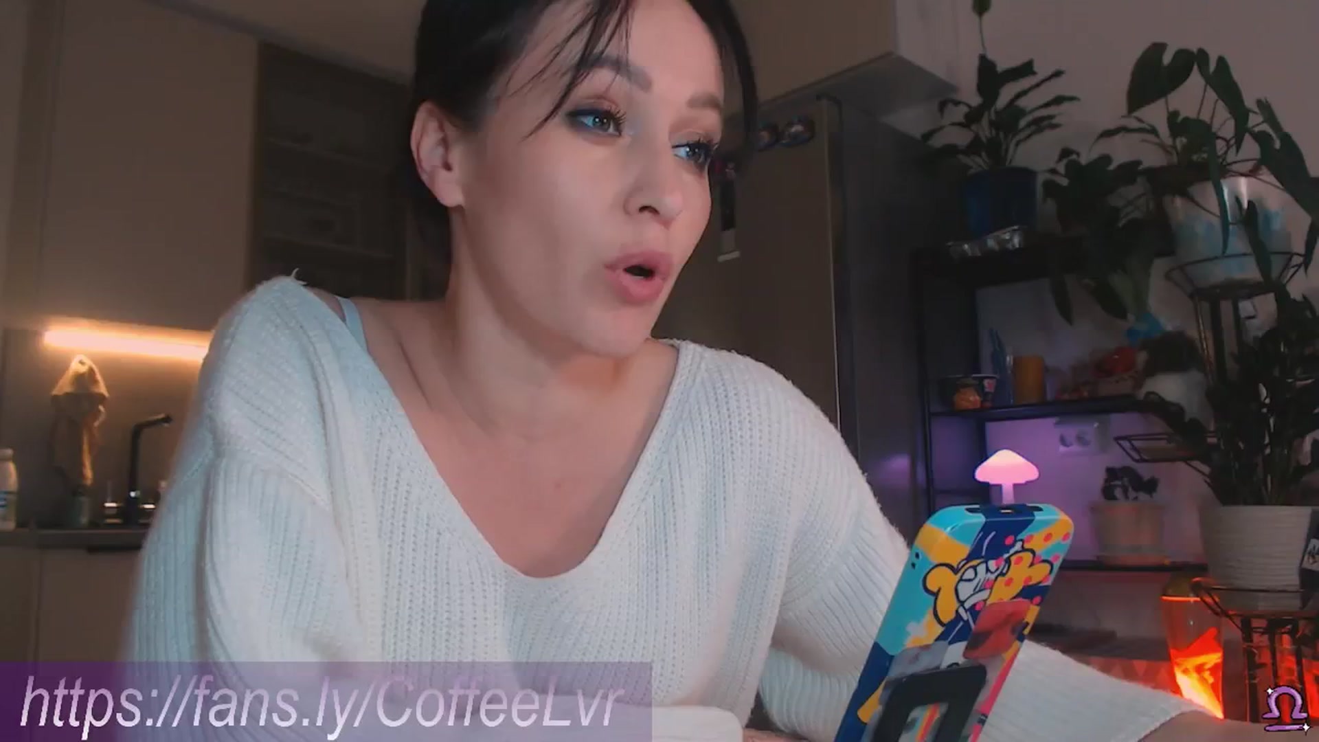 Gallery image thumbnail from NightBrew's myfreecams stream on, 09/26/2025, 17:41 image 18 of 20