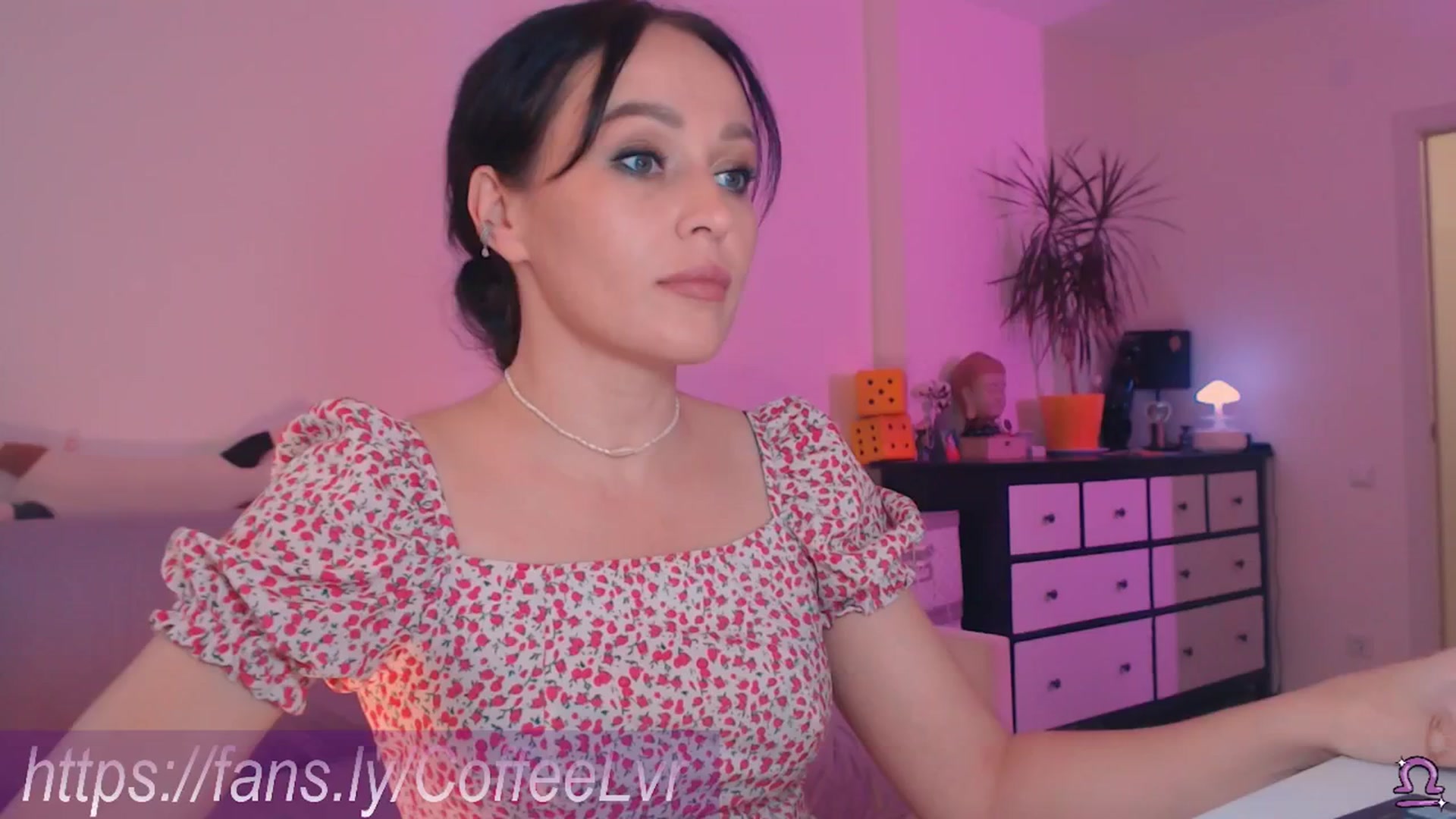 Gallery image thumbnail from NightBrew's myfreecams stream on, 09/29/2025, 16:00 image 2 of 20