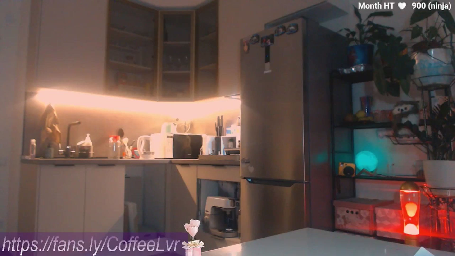 Gallery image thumbnail from NightBrew's myfreecams stream on, 10/06/2025, 20:52 image 17 of 20