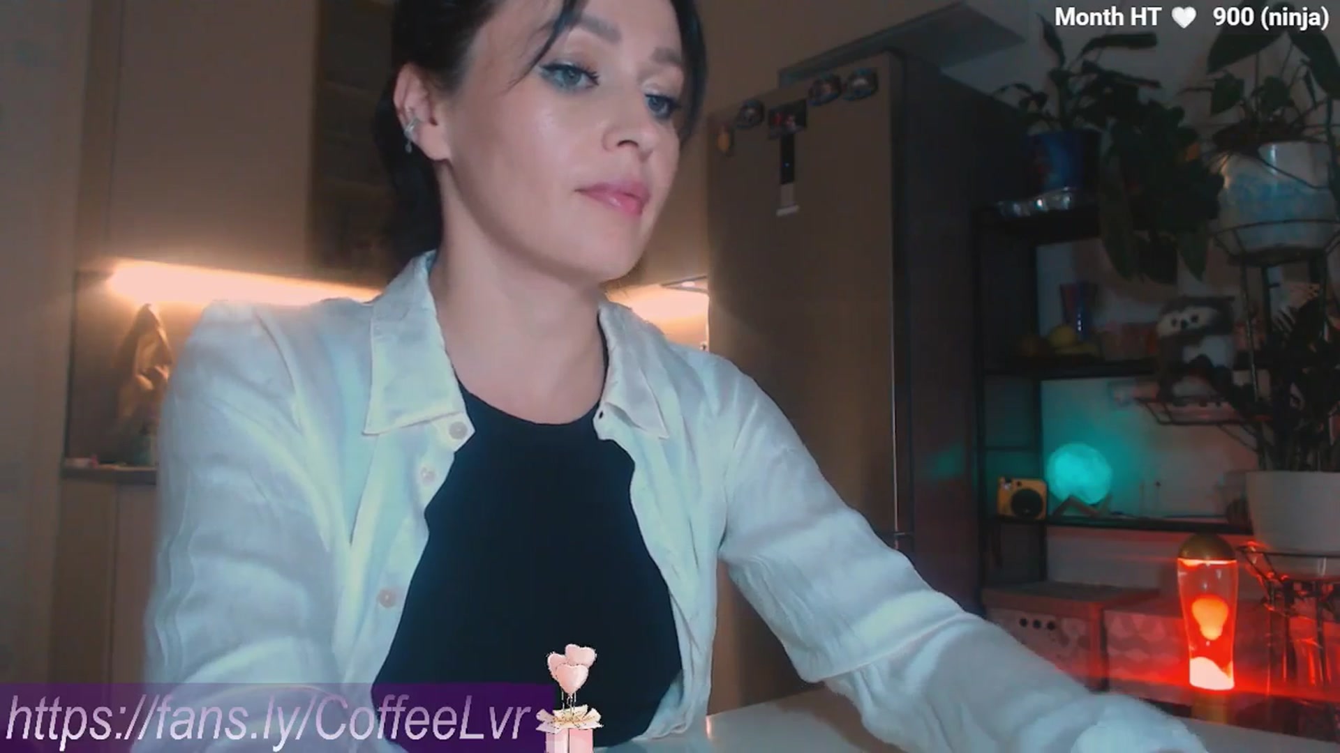 Gallery image thumbnail from NightBrew's myfreecams stream on, 10/06/2025, 20:52 image 14 of 20