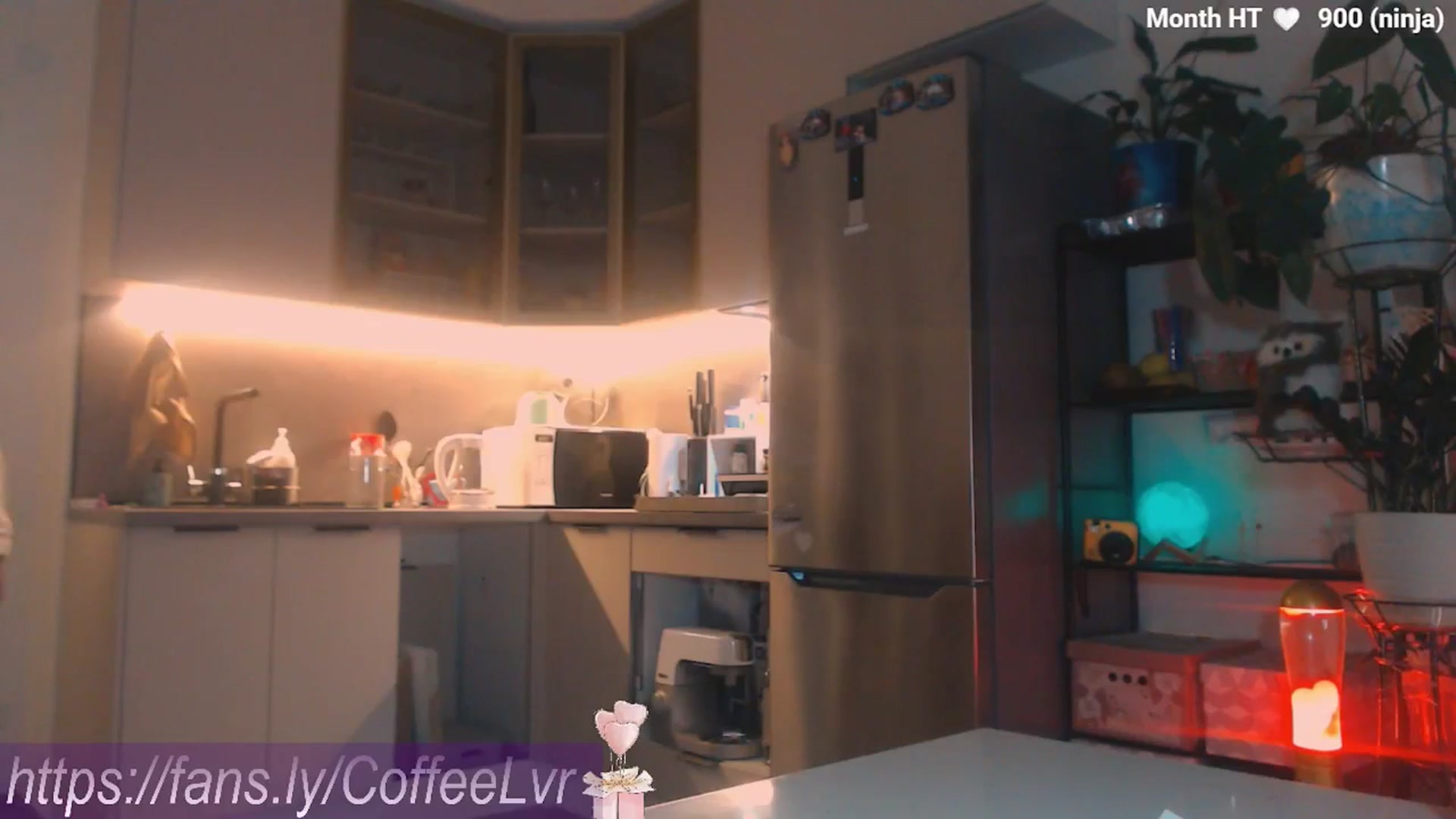 Gallery image thumbnail from NightBrew's myfreecams stream on, 10/06/2025, 20:52 image 4 of 20