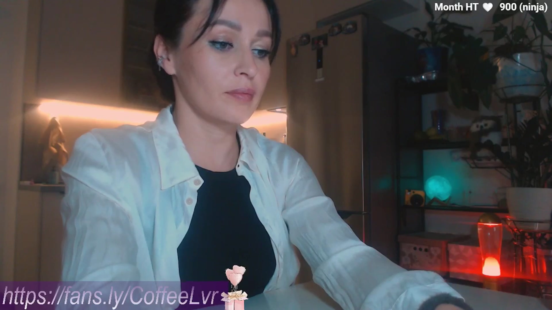 Gallery image thumbnail from NightBrew's myfreecams stream on, 10/06/2025, 20:52 image 2 of 20