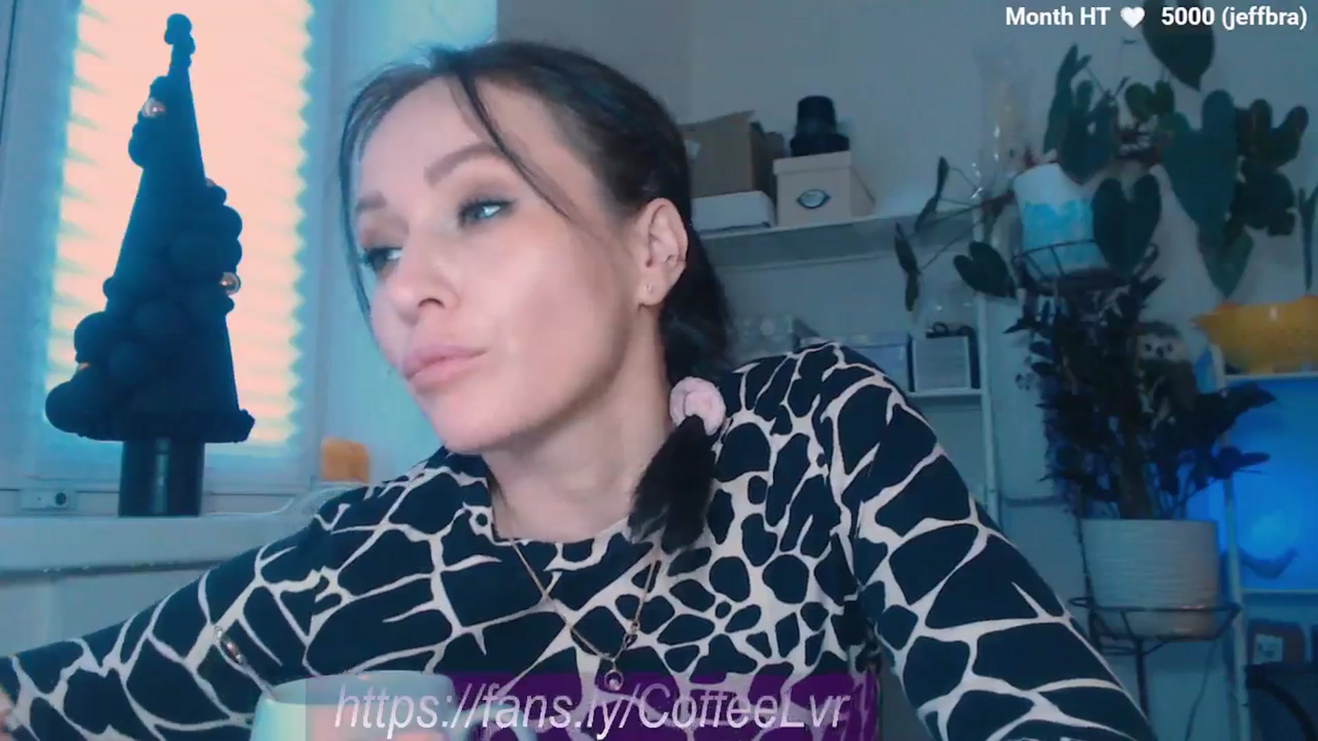 Gallery image thumbnail from NightBrew's myfreecams stream on, 12/24/2025, 12:36 image 15 of 20