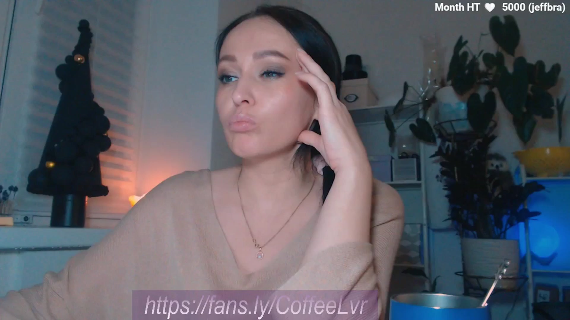 Gallery image thumbnail from NightBrew's myfreecams stream on, 12/25/2025, 20:39 image 4 of 20