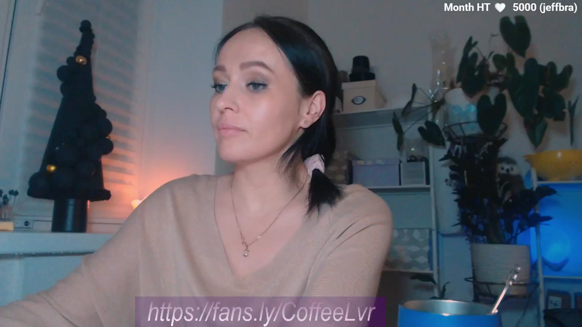 Gallery image thumbnail from NightBrew's myfreecams stream on, 12/25/2025, 20:39 image 5 of 20