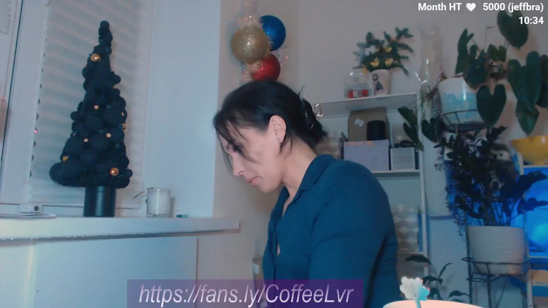Gallery image thumbnail from NightBrew's myfreecams stream on, 12/31/2025, 19:11 image 13 of 20
