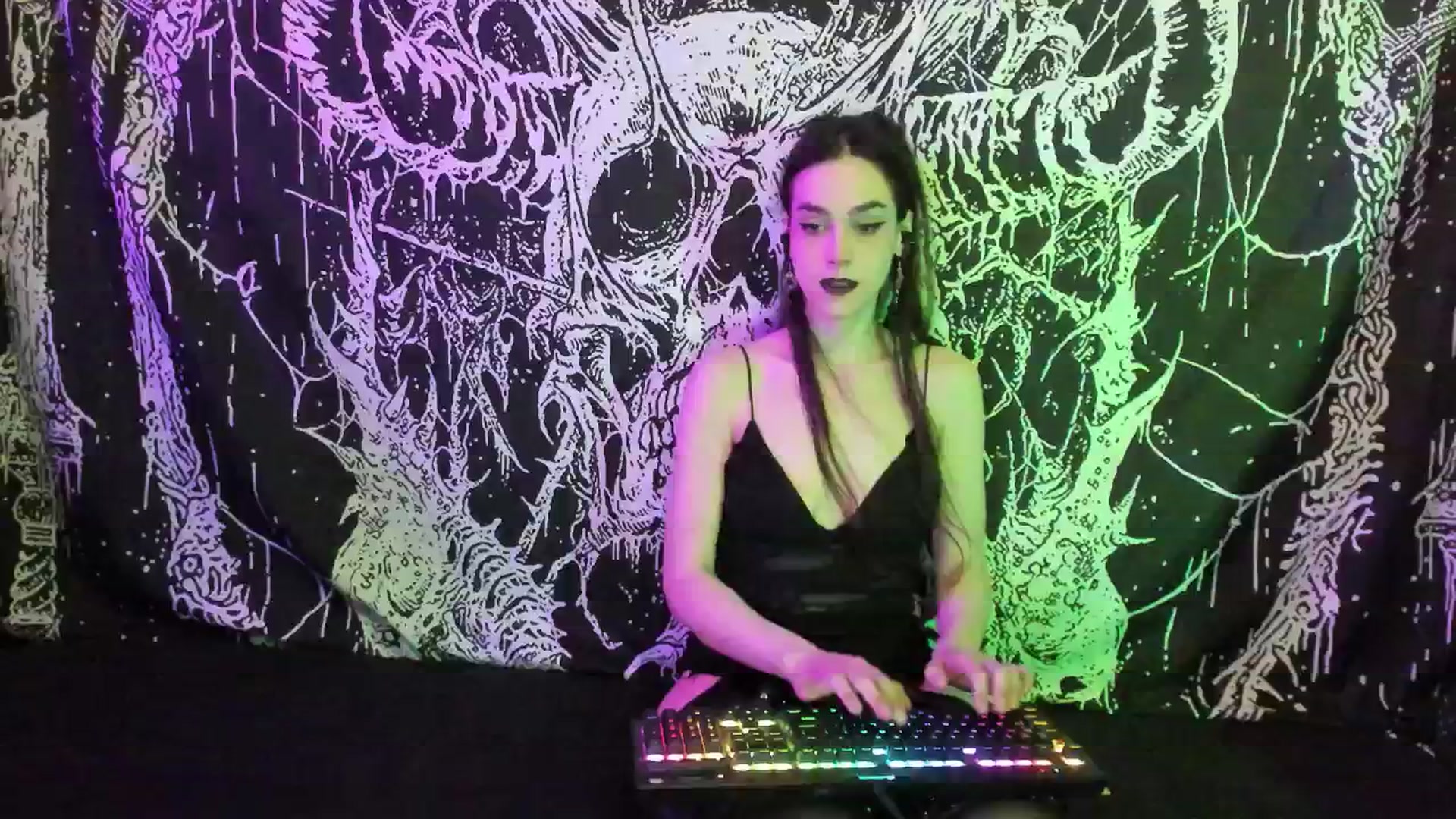 Gallery image thumbnail from NightEmira's myfreecams stream on, 04/16/2024, 13:34 image 6 of 20