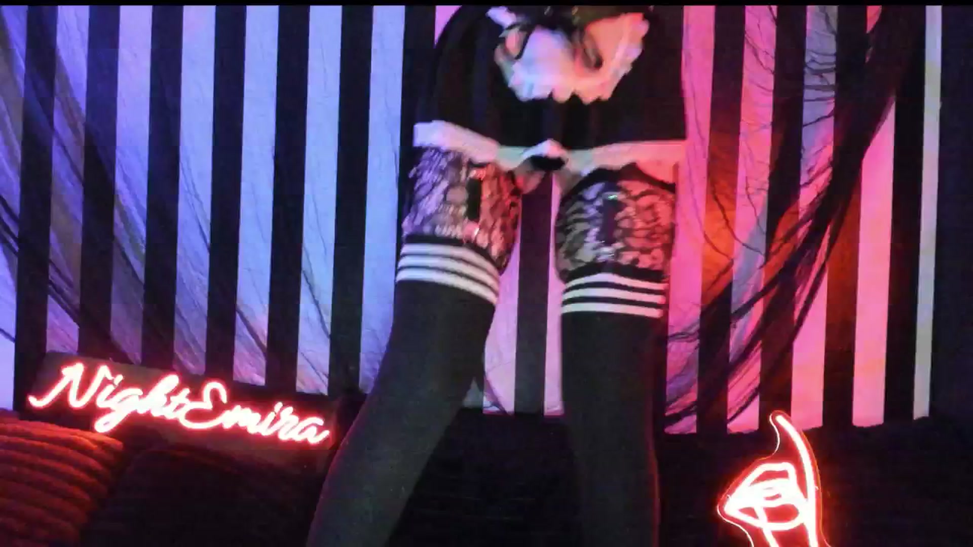 Gallery image thumbnail from NightEmira's myfreecams stream on, 05/12/2024, 12:07 image 20 of 20