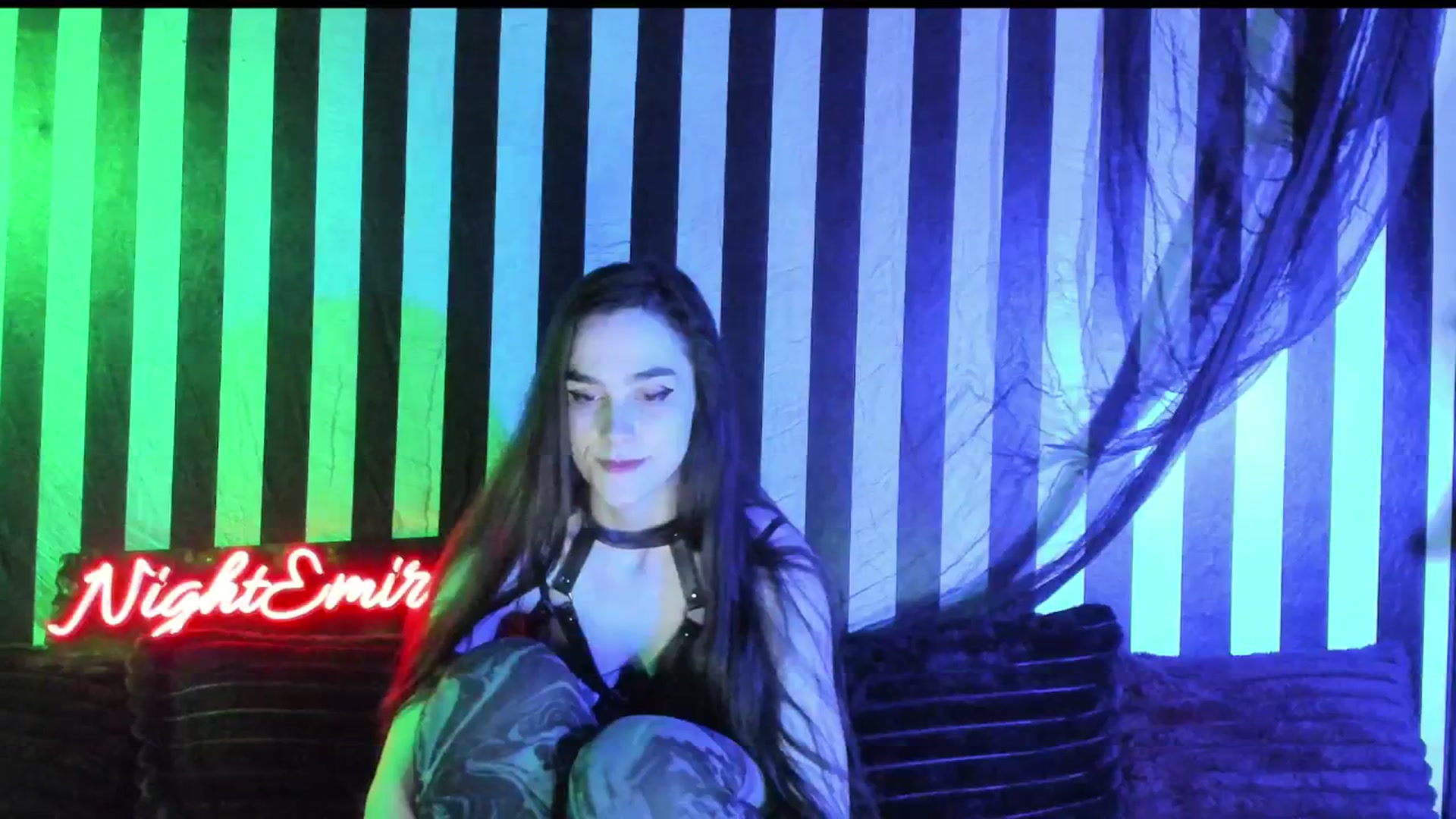 Gallery image thumbnail from NightEmira's myfreecams stream on, 05/17/2024, 14:49 image 19 of 20