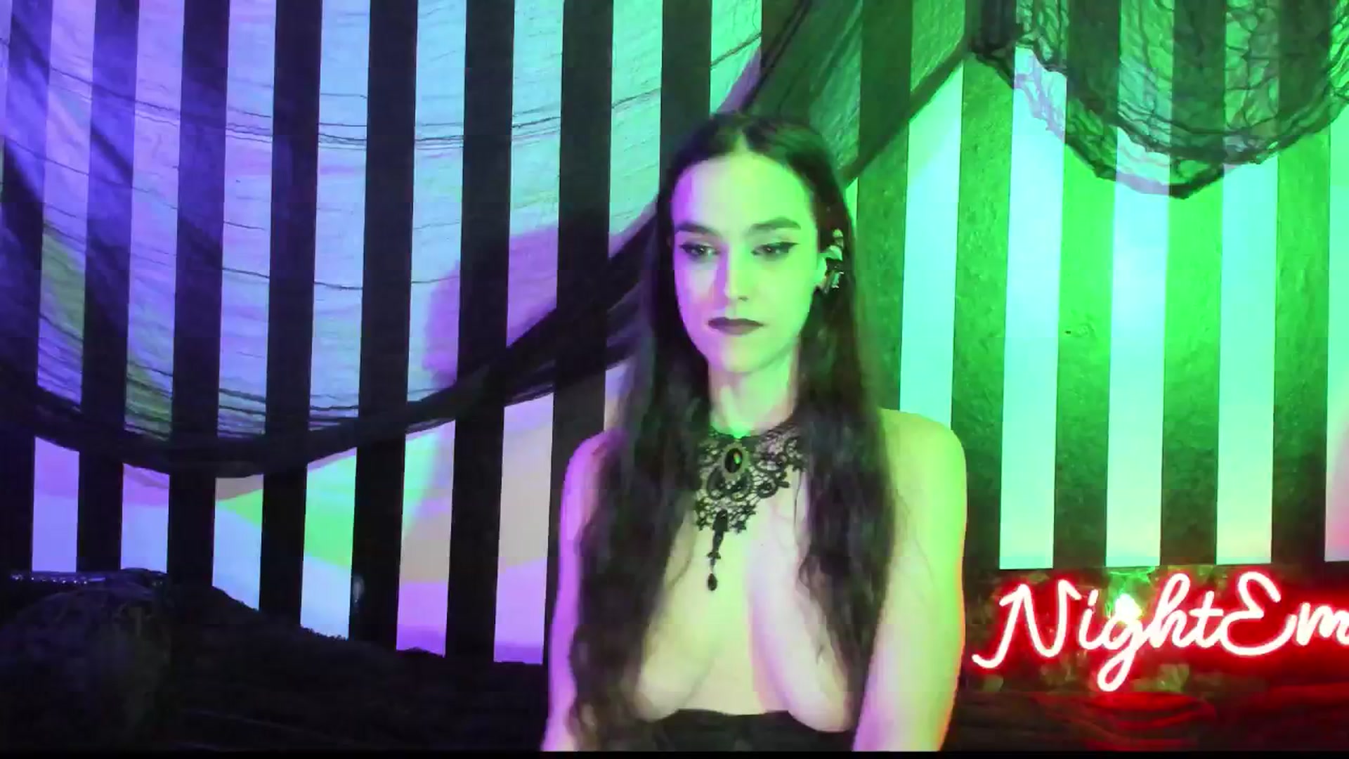 Gallery image thumbnail from NightEmira's myfreecams stream on, 08/24/2024, 09:59 image 17 of 20