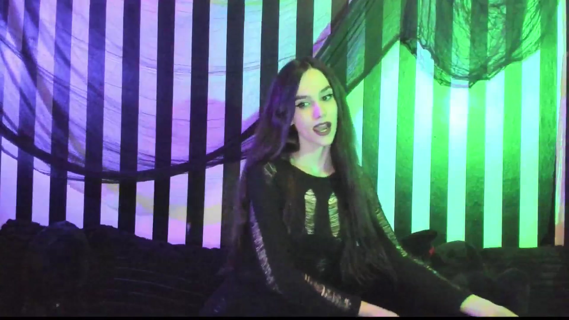 Gallery image thumbnail from NightEmira's myfreecams stream on, 08/25/2024, 10:38 image 5 of 20