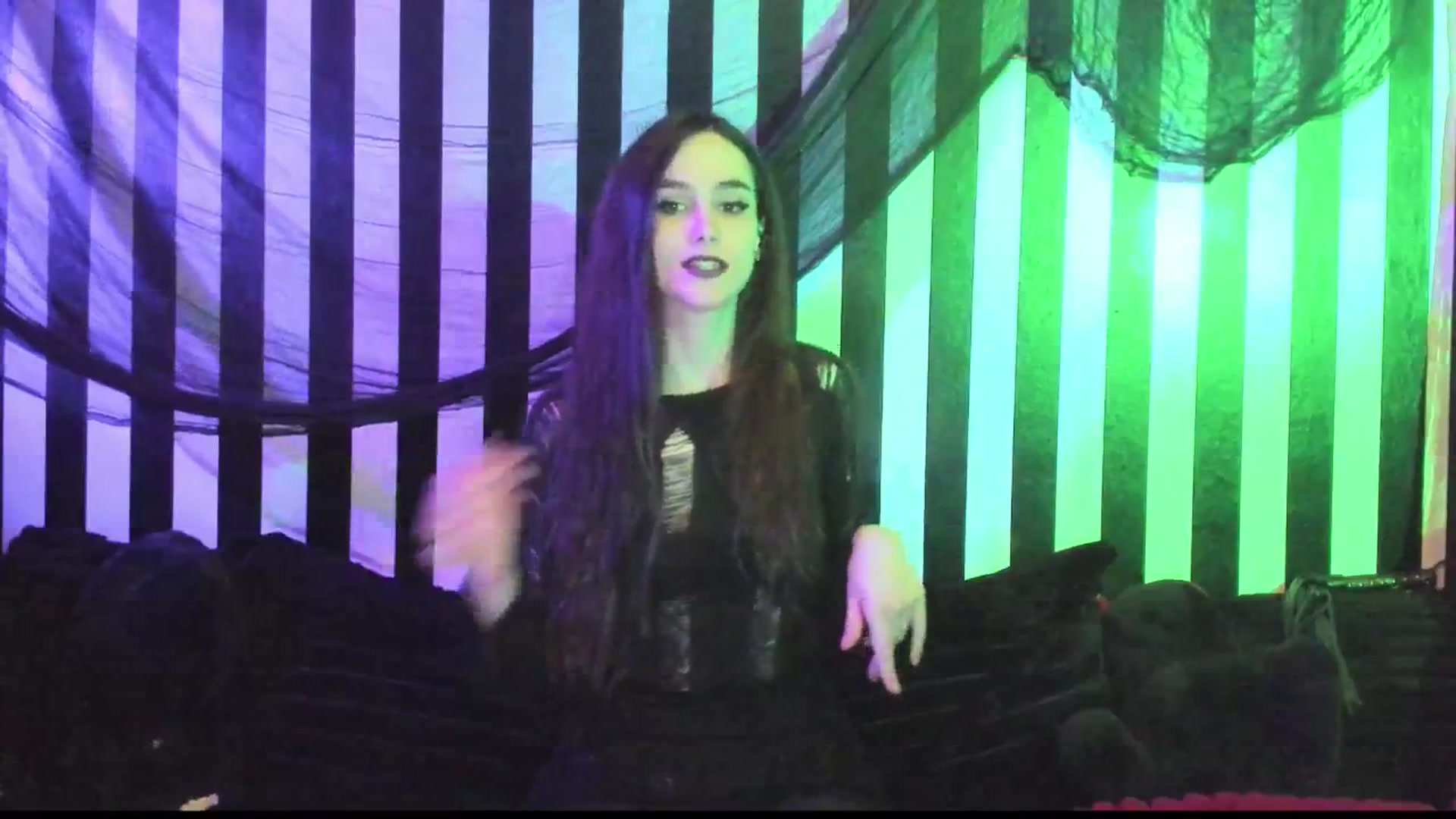Gallery image thumbnail from NightEmira's myfreecams stream on, 08/25/2024, 10:38 image 18 of 20