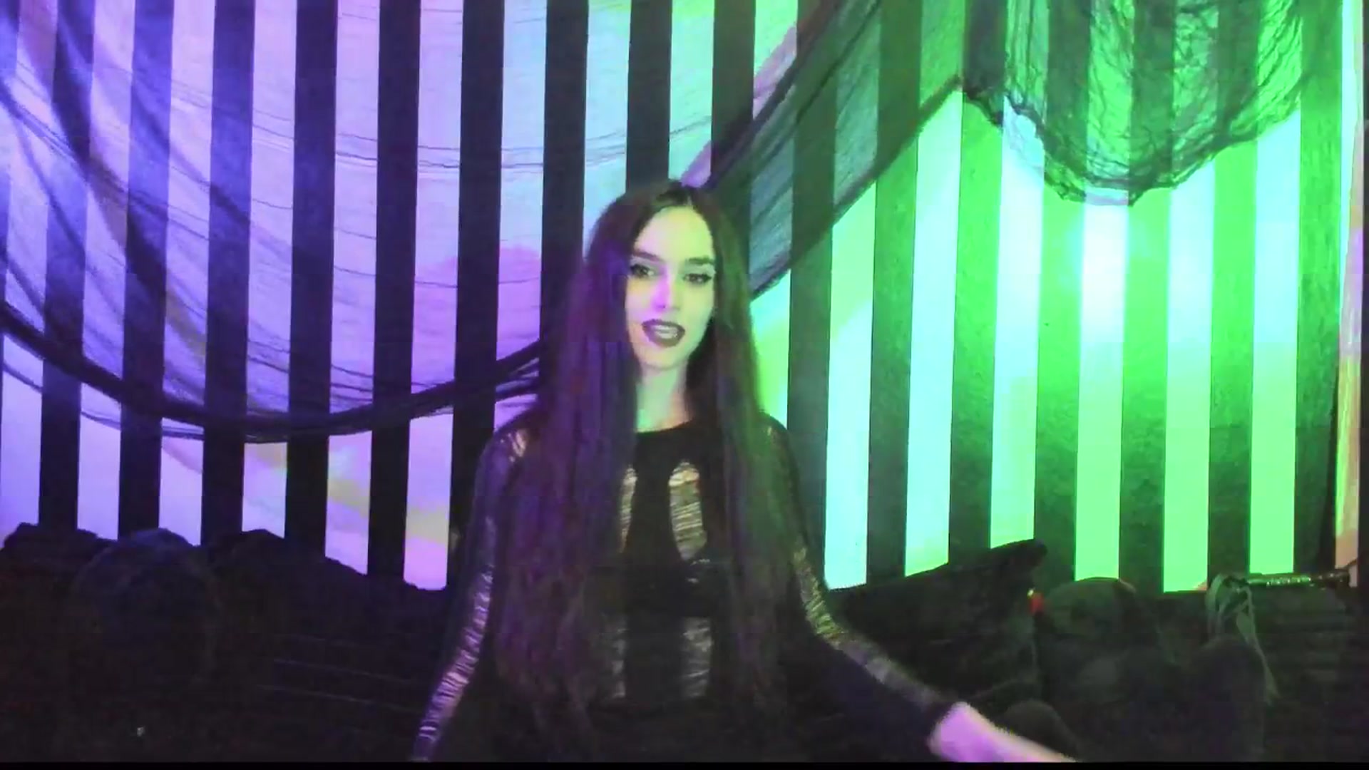 Gallery image thumbnail from NightEmira's myfreecams stream on, 08/25/2024, 10:38 image 10 of 20
