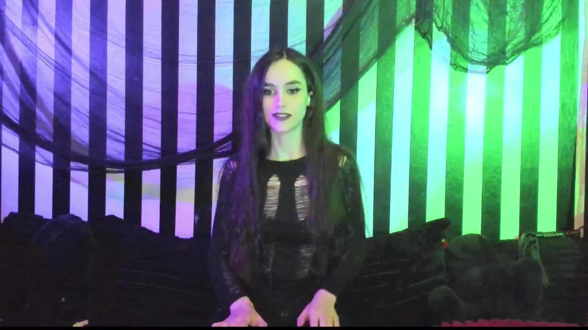 Gallery image thumbnail from NightEmira's myfreecams stream on, 08/25/2024, 10:38 image 16 of 20