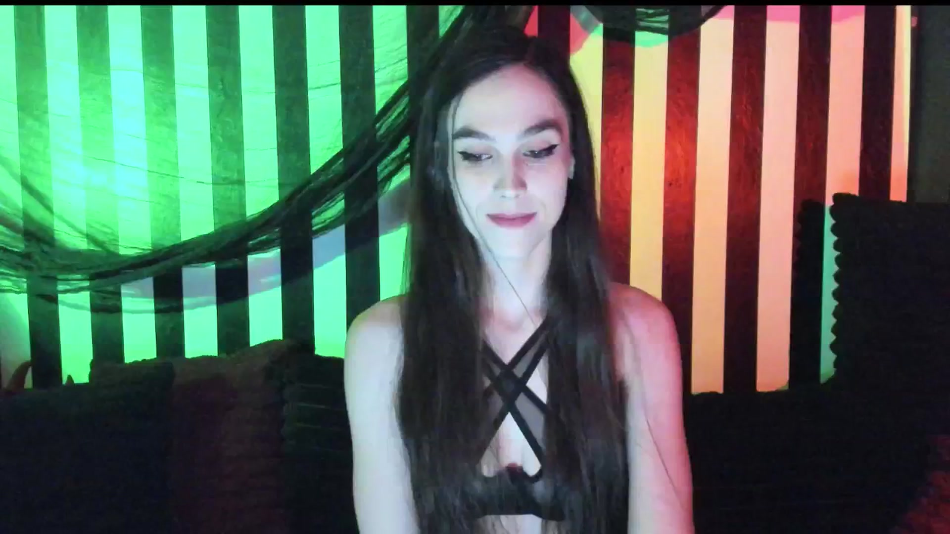 Gallery image thumbnail from NightEmira's myfreecams stream on, 12/07/2024, 12:01 image 2 of 20