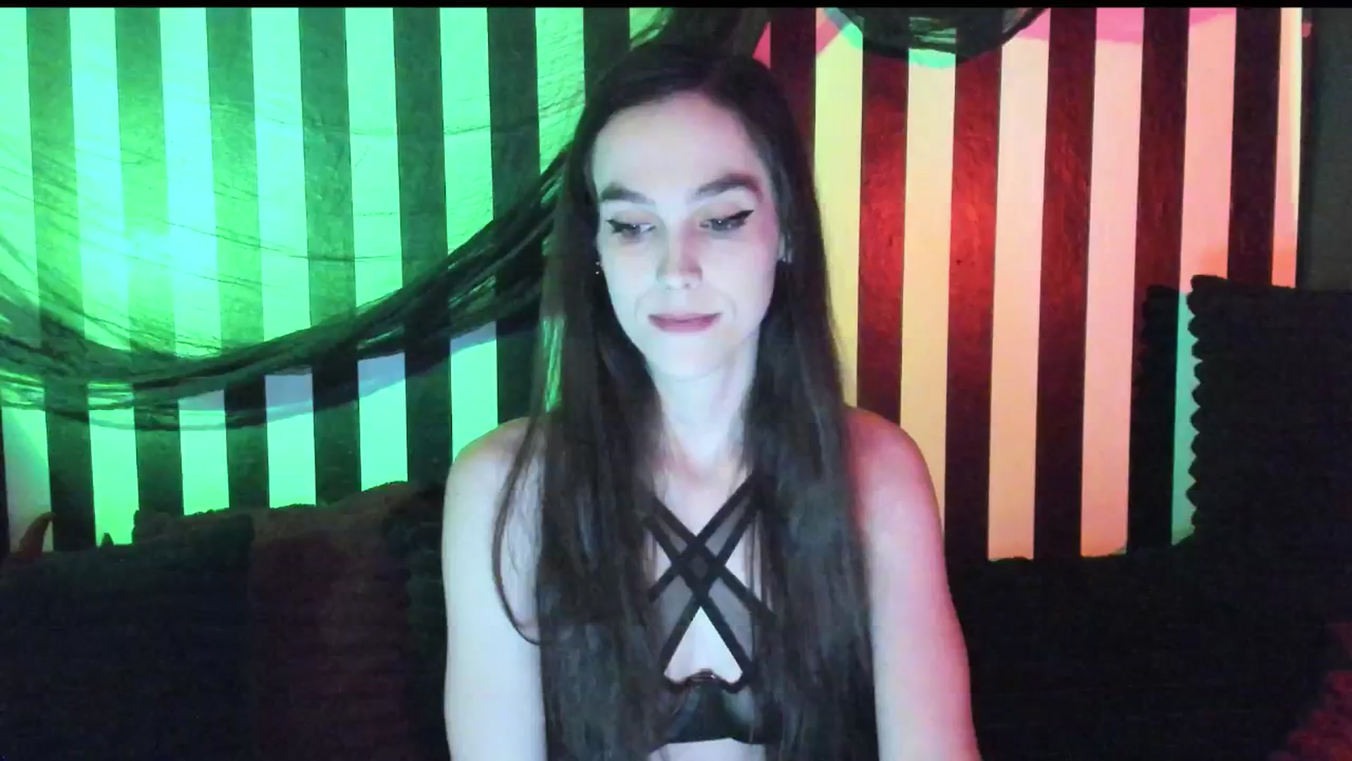 Gallery image thumbnail from NightEmira's myfreecams stream on, 12/07/2024, 12:01 image 12 of 20