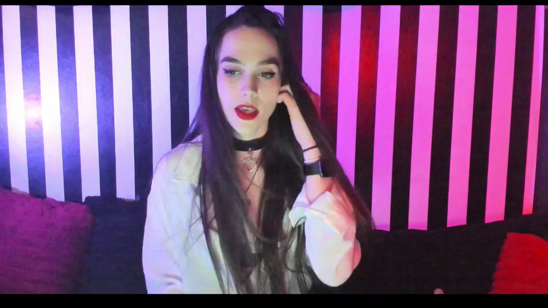 Gallery image thumbnail from NightEmira's myfreecams stream on, 04/07/2025, 09:12 image 2 of 20