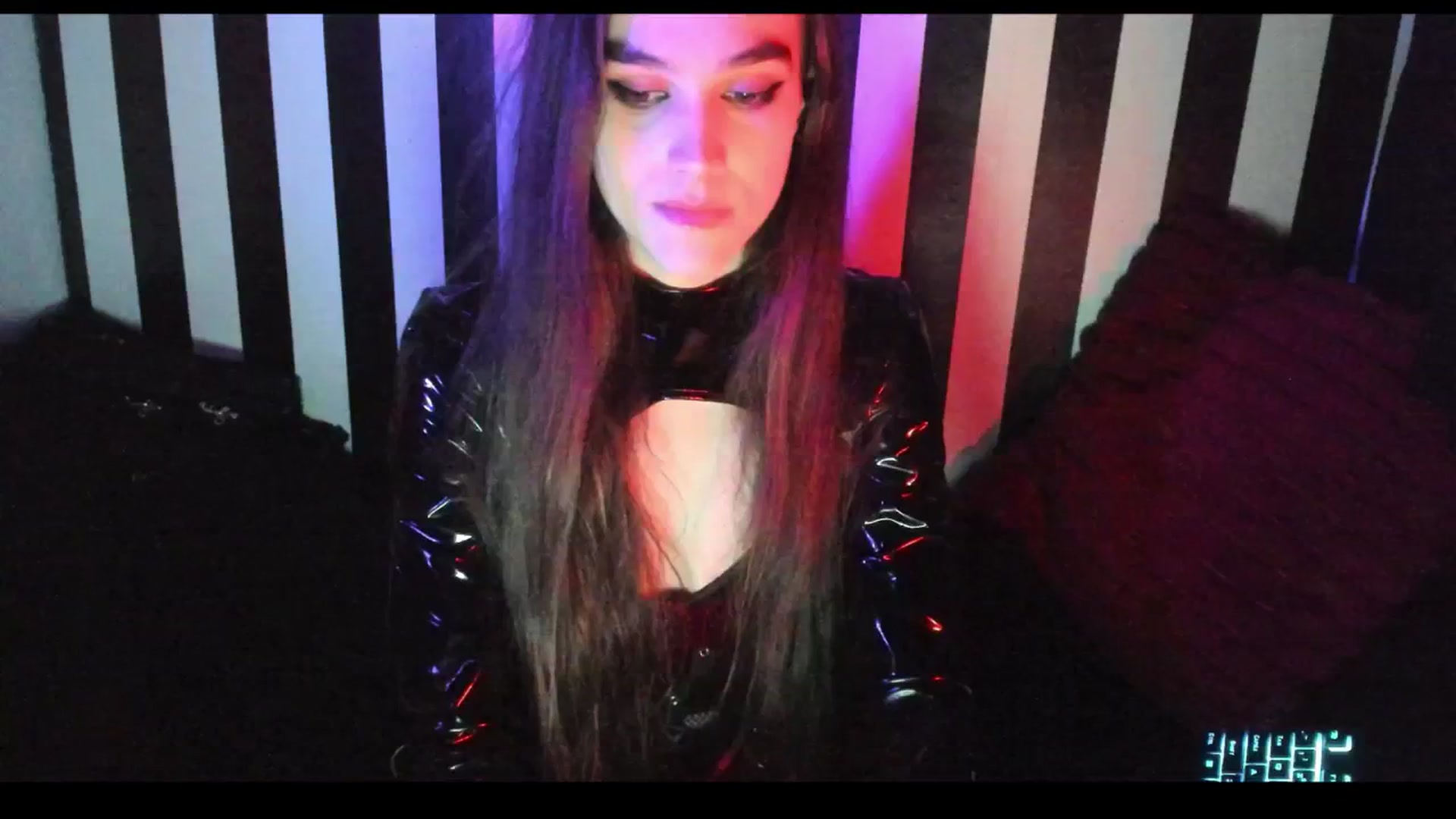 Gallery image thumbnail from NightEmira's myfreecams stream on, 09/10/2025, 08:48 image 9 of 20