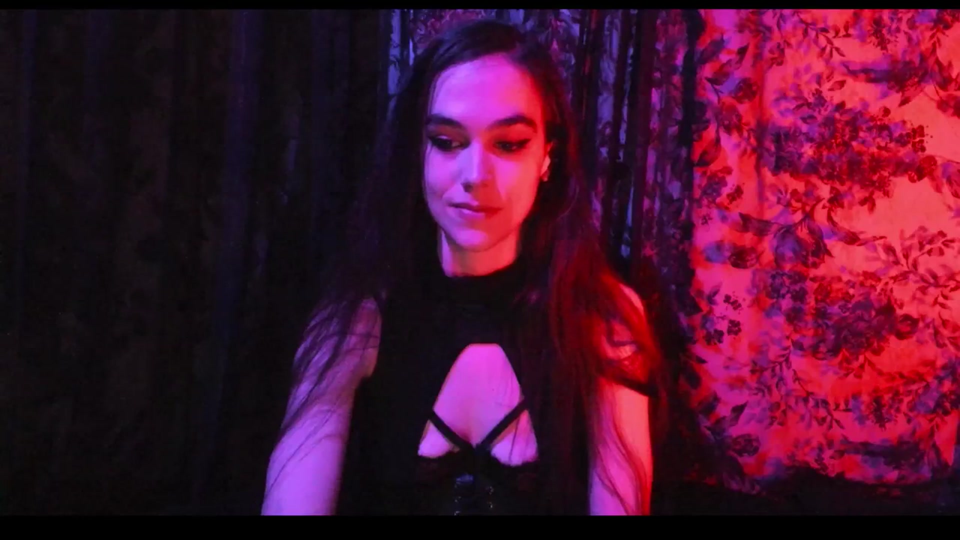 Gallery image thumbnail from NightEmira's myfreecams stream on, 10/13/2025, 01:59 image 17 of 20