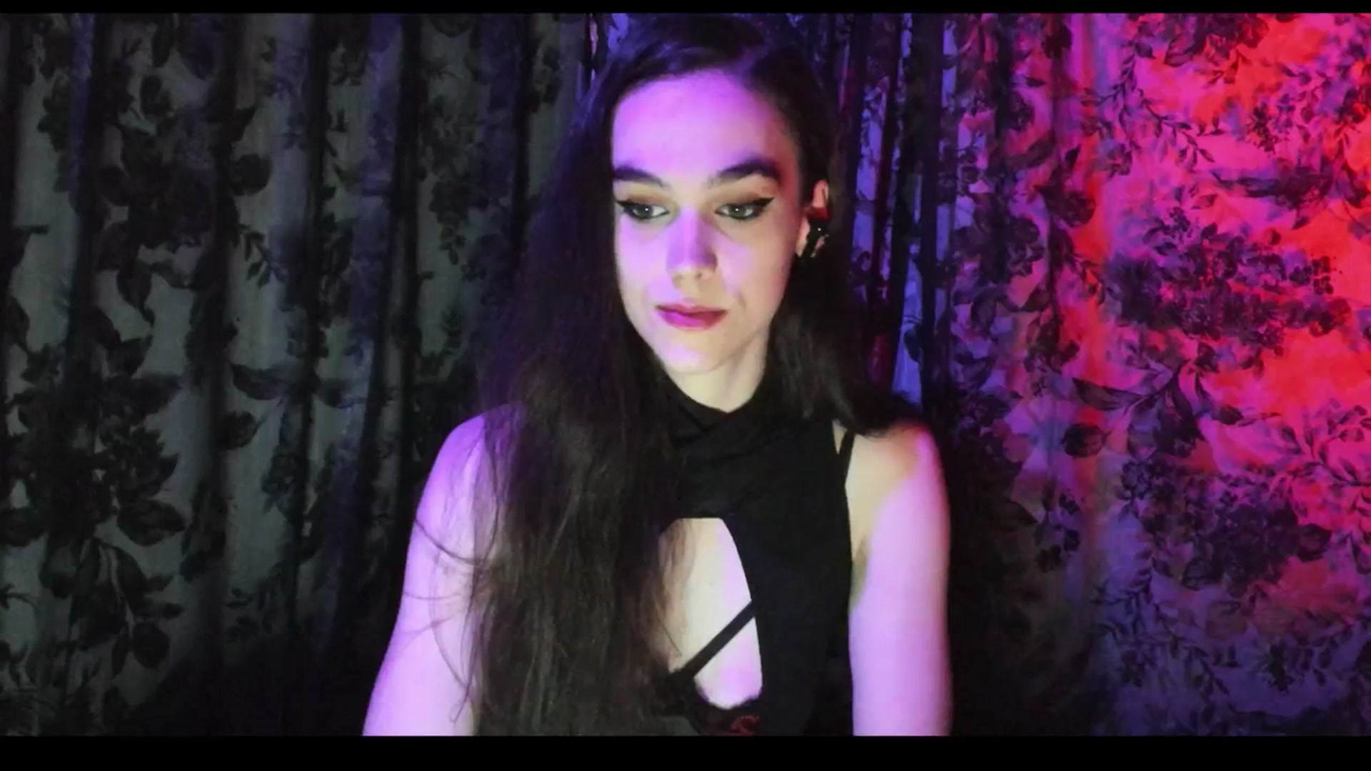 Gallery image thumbnail from NightEmira's myfreecams stream on, 10/13/2025, 01:59 image 11 of 20