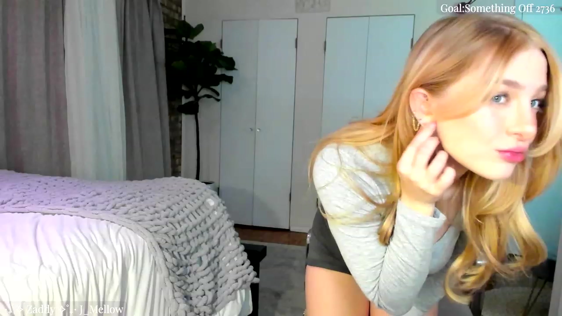 Gallery image thumbnail from NightSky's myfreecams stream on, 11/29/2023, 05:37 image 2 of 20