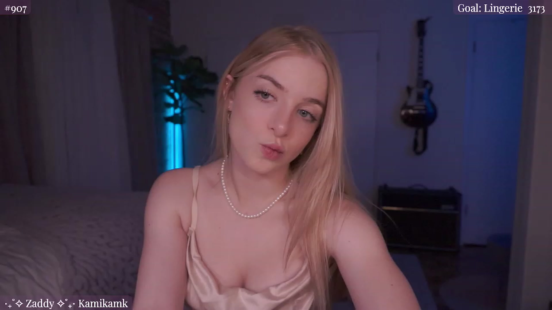 Gallery image thumbnail from NightSky's myfreecams stream on, 12/02/2023, 05:07 image 1 of 20