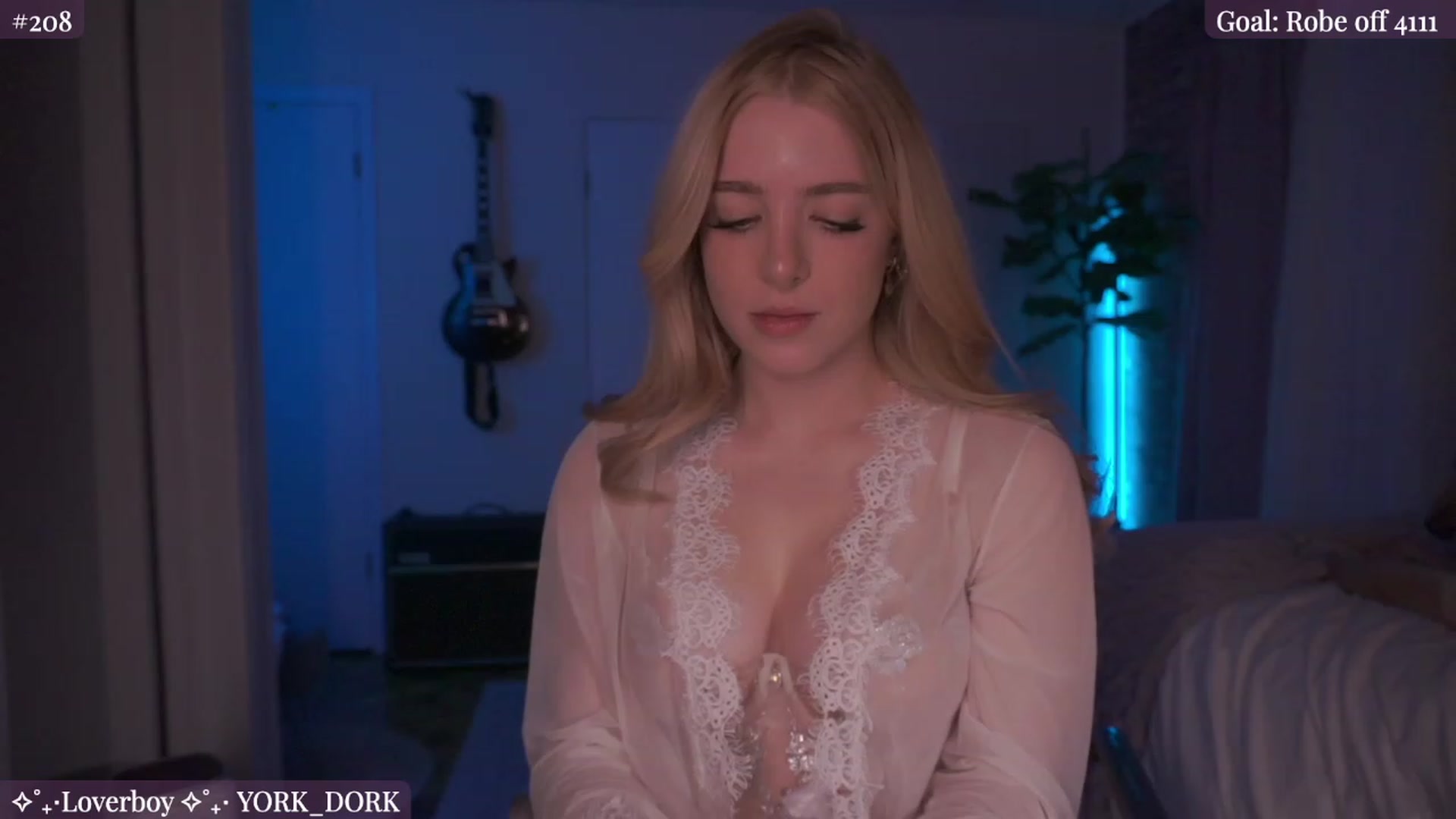 Gallery image thumbnail from NightSky's myfreecams stream on, 12/09/2023, 03:14 image 5 of 20