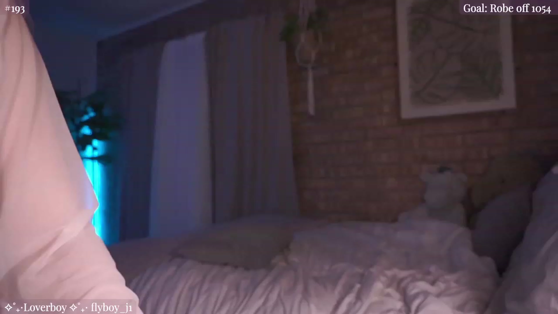 Gallery image thumbnail from NightSky's myfreecams stream on, 12/09/2023, 03:55 image 9 of 20