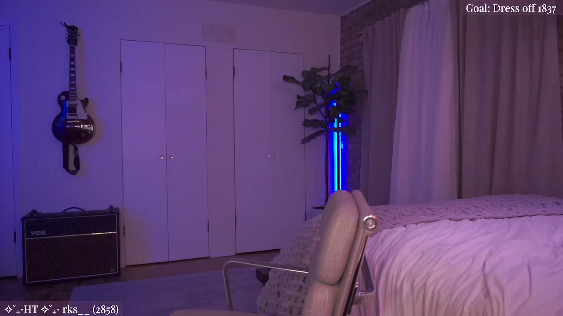 Gallery image thumbnail from NightSky's myfreecams stream on, 12/10/2023, 05:34 image 10 of 20