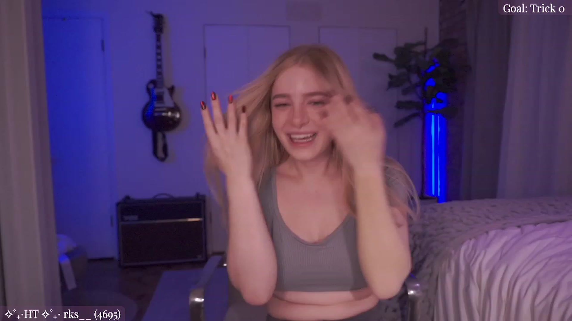 Gallery image thumbnail from NightSky's myfreecams stream on, 12/10/2023, 05:34 image 19 of 20