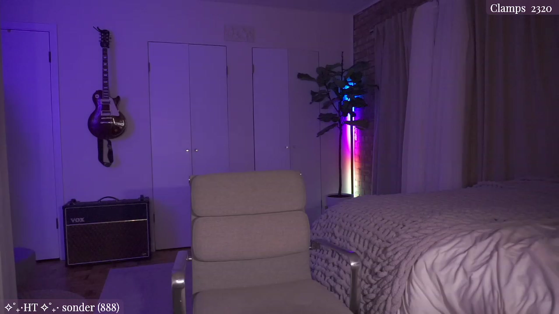 Gallery image thumbnail from NightSky's myfreecams stream on, 12/17/2023, 06:53 image 7 of 20