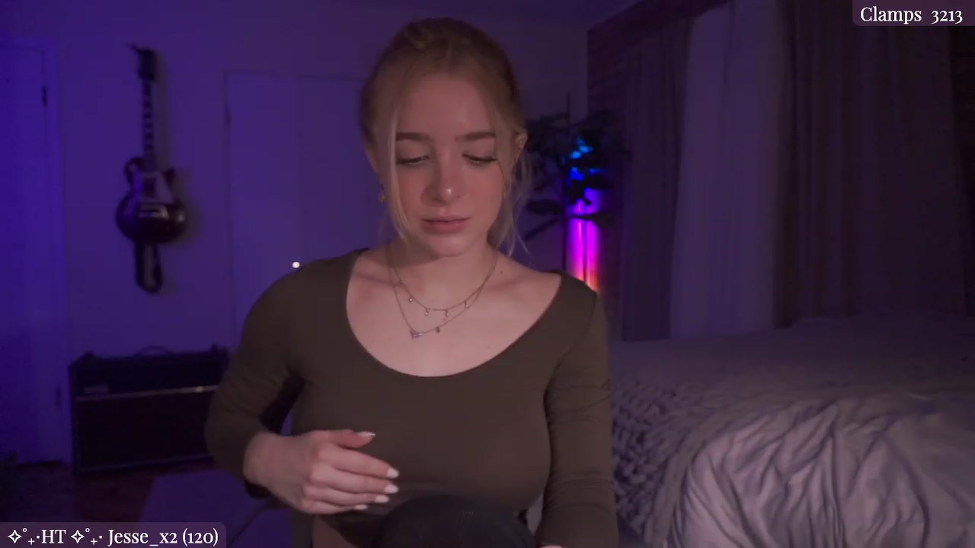 Gallery image thumbnail from NightSky's myfreecams stream on, 12/17/2023, 06:53 image 5 of 20