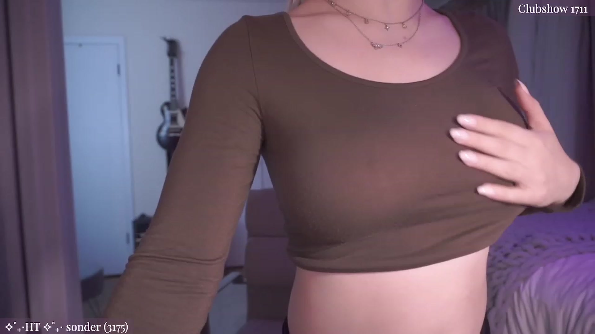 Gallery image thumbnail from NightSky's myfreecams stream on, 12/17/2023, 07:52 image 18 of 20