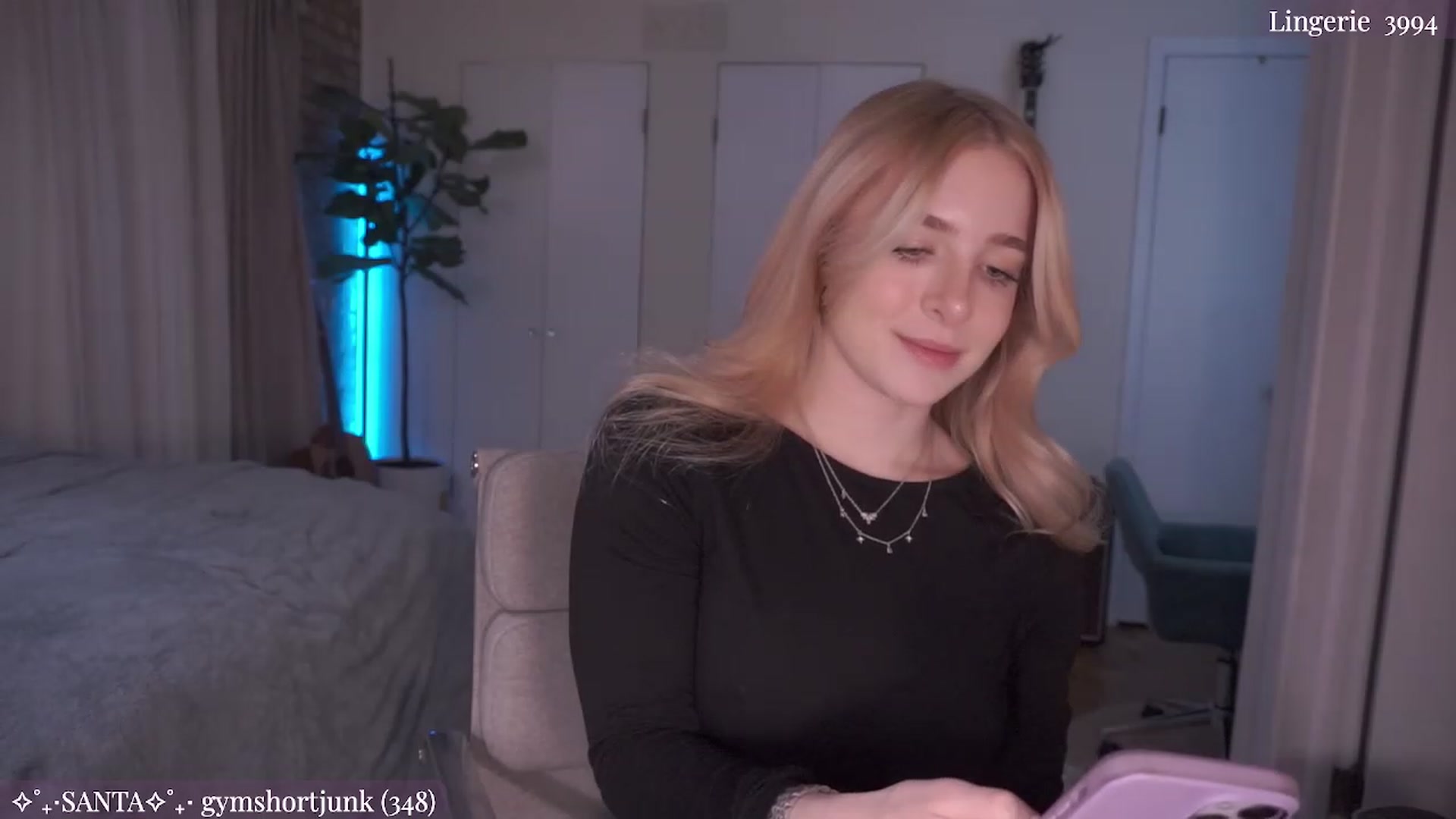 Gallery image thumbnail from NightSky's myfreecams stream on, 12/21/2023, 06:44 image 12 of 20