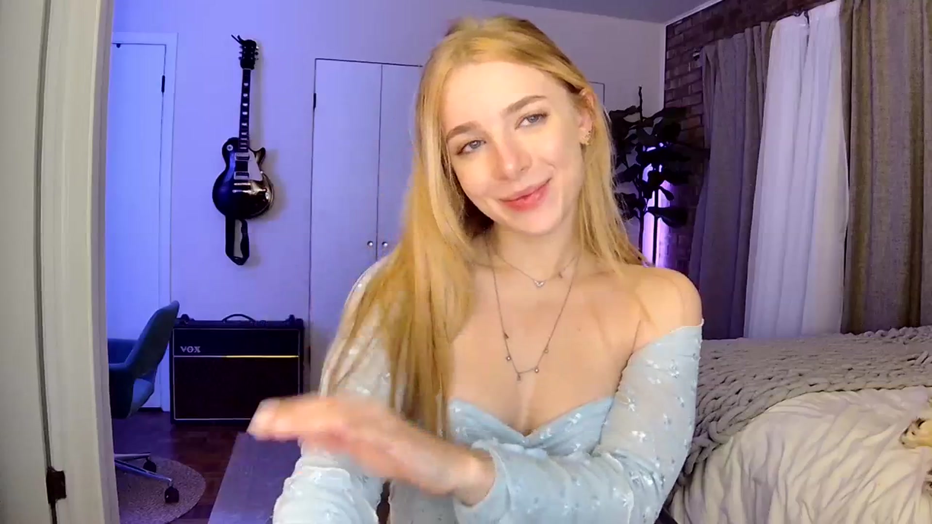 Gallery image thumbnail from NightSky's myfreecams stream on, 12/24/2023, 06:48 image 16 of 20