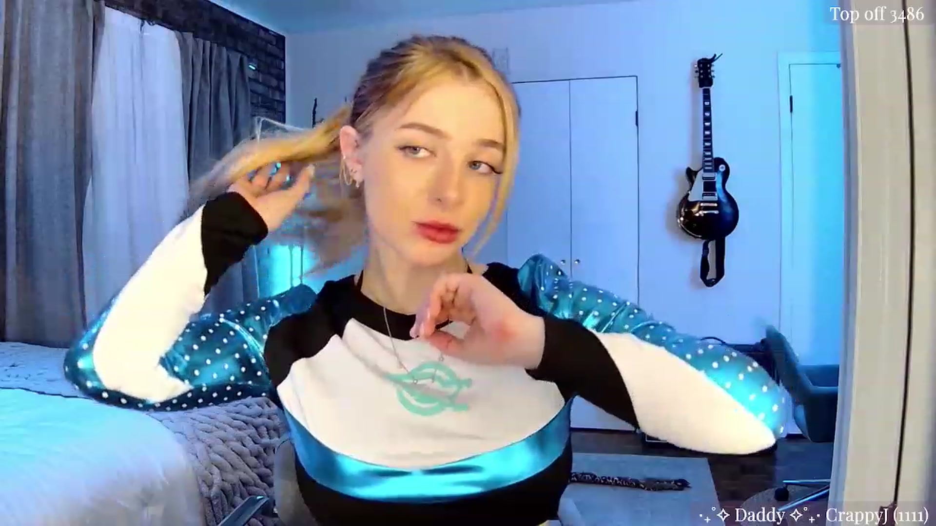 Gallery image thumbnail from NightSky's myfreecams stream on, 12/31/2023, 05:31 image 7 of 20