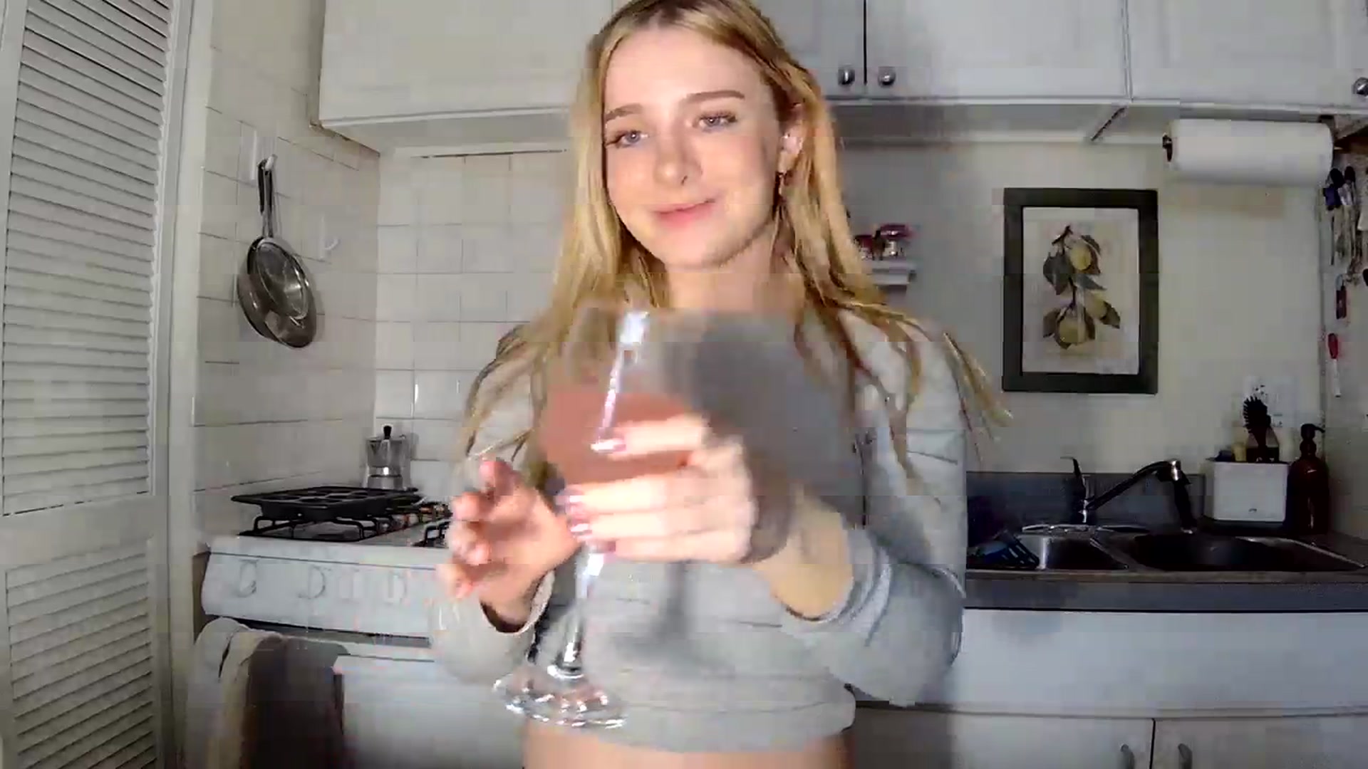 Gallery image thumbnail from NightSky's myfreecams stream on, 01/24/2024, 04:27 image 12 of 20