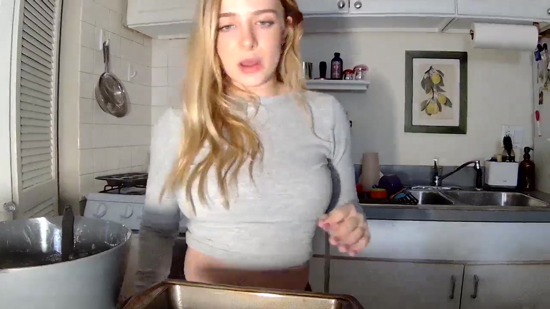 Gallery image thumbnail from NightSky's myfreecams stream on, 01/24/2024, 04:27 image 8 of 20