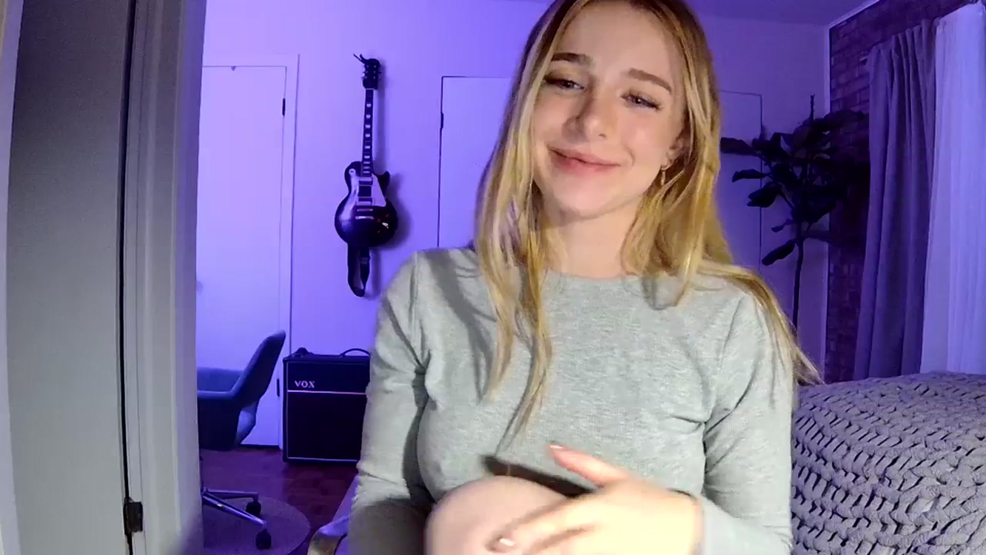 Gallery image thumbnail from NightSky's myfreecams stream on, 01/24/2024, 06:49 image 7 of 20