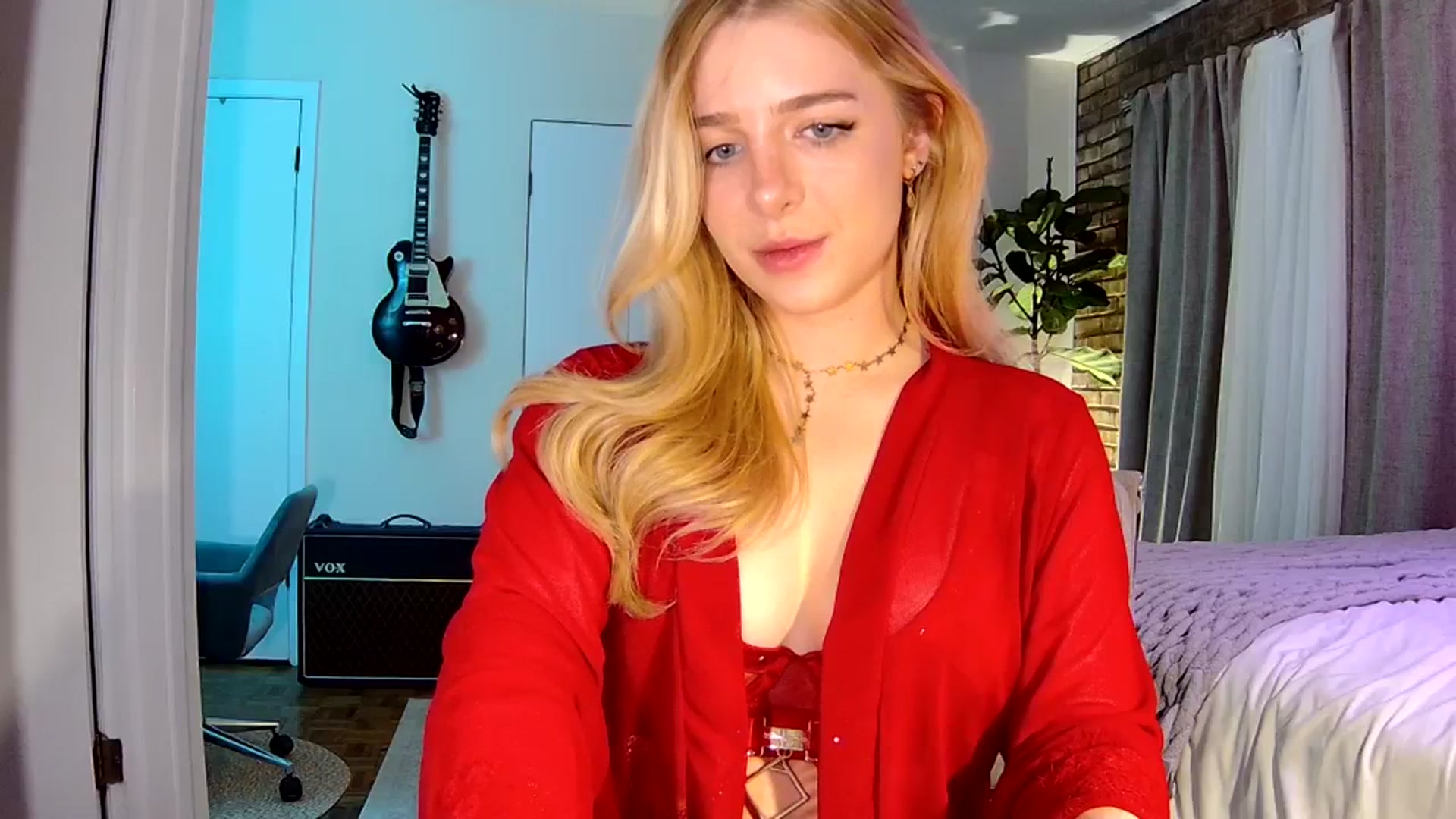 Gallery image thumbnail from NightSky's myfreecams stream on, 01/28/2024, 04:57 image 2 of 20