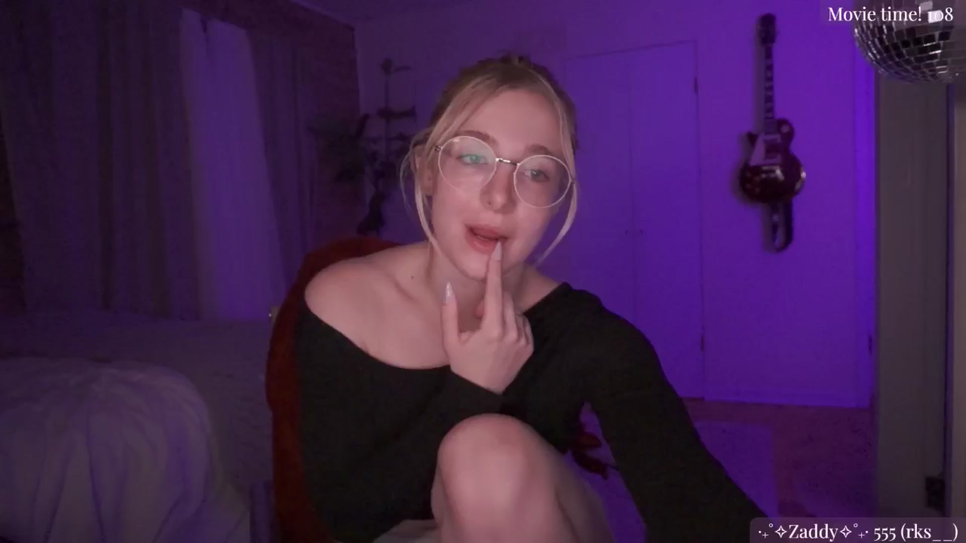 Gallery image thumbnail from NightSky's myfreecams stream on, 06/10/2024, 02:29 image 14 of 20
